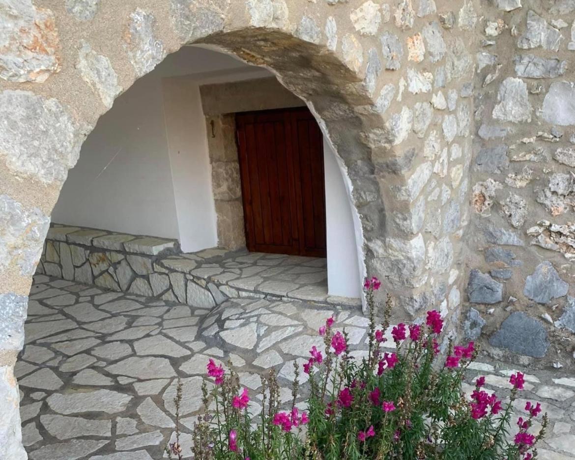 Terra Petra Villa At Psari Trikolonon Gortynia Psárion Exteriér fotografie